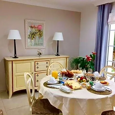 D'hotes La Rose Des Sables Bed & Breakfast Les Herbiers